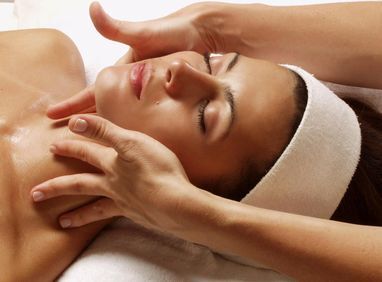 Gesichtsmassage